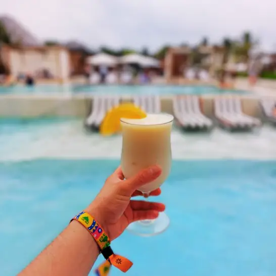 "Private tour cancun riviera maya", "Airport transfer cancun"